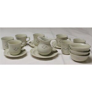 Pfaltzgraff Heirloom Dinnerware Set
